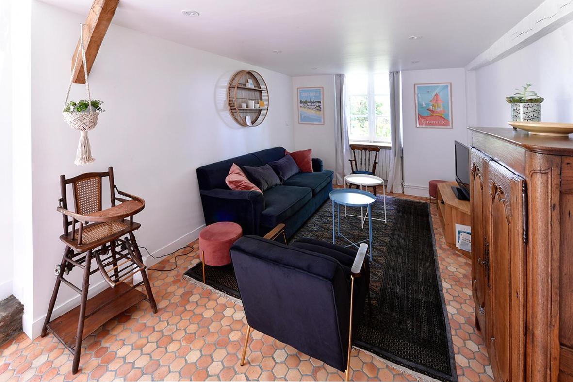 Apartamento Le Logis K, Le Charme Au Coeur De Saint Pair Exterior foto